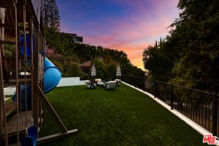 Single Family Residence, 13481 Cheltenham dr, Sherman Oaks, CA 91423 - 43