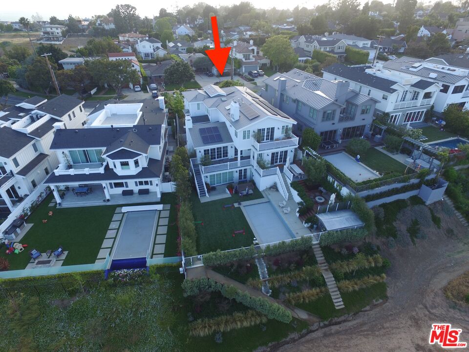 , 15229 De Pauw st, Pacific Palisades, CA 90272 - 1