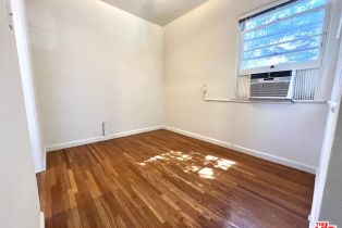 , 1123 12th st, Santa Monica, CA 90403 - 4