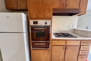 , 1128 10th st, Santa Monica, CA 90403 - 9