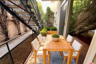 , 1128 10th st, Santa Monica, CA 90403 - 3