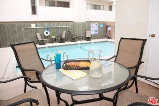 Residential Income, 4573 Willis ave, Sherman Oaks, CA 91403 - 7