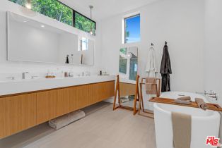 Condominium, 1927 18th st, Santa Monica, CA 90404 - 30