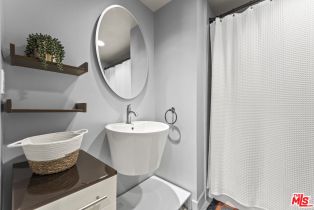 , 1155 La Cienega blvd, West Hollywood , CA 90069 - 25