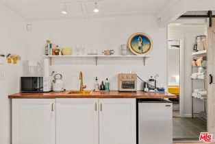 Single Family Residence, 754 Marco pl, Venice, CA 90291 - 17