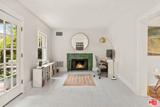 Single Family Residence, 754 Marco pl, Venice, CA 90291 - 6