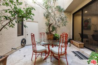 Condominium, 2224 Century hl, Westwood, CA 90067 - 4