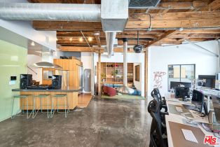 , 122 Mildred ave, Venice, CA 90291 - 3