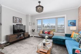 Condominium, 325 3rd st, Long Beach, CA 90802 - 3