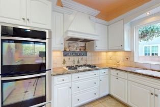 , 5826 Ostrom ave, Encino, CA 91316 - 7