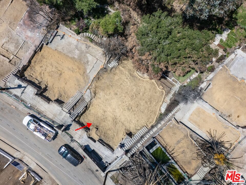 , 16521 Las Casas pl, Pacific Palisades, CA 90272 - 1