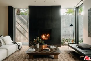 Single Family Residence, 8850 Rosewood ave, West Hollywood , CA 90048 - 4