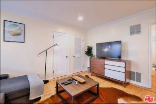 , 1111 11th st, Santa Monica, CA 90403 - 6