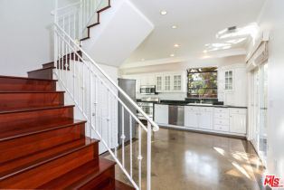 Residential Income, 252 Hampton dr, Venice, CA 90291 - 9