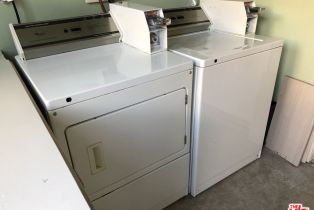 Residential Income, 252 Hampton dr, Venice, CA 90291 - 60