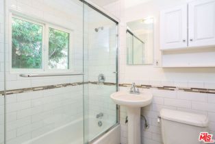 Residential Income, 252 Hampton dr, Venice, CA 90291 - 21