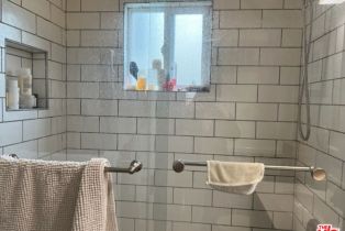 Residential Income, 252 Hampton dr, Venice, CA 90291 - 40