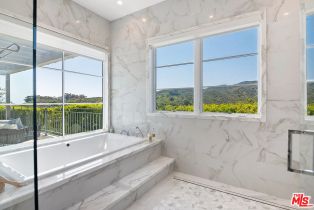 Single Family Residence, 1545 Amalfi dr, Pacific Palisades, CA 90272 - 24