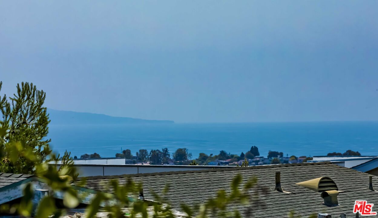 , 1311 Las Pulgas rd, Pacific Palisades, CA 90272 - 1