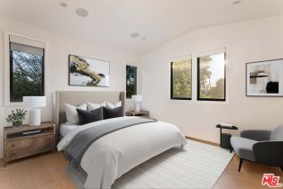 Single Family Residence, 4533 Gentry ave, Studio City, CA 91607 - 27