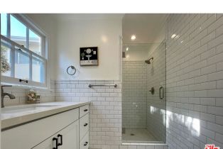 , 423 Ocean ave, Santa Monica, CA 90402 - 8