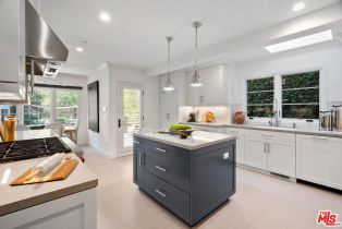 Single Family Residence, 616 21st st, Santa Monica, CA 90402 - 6