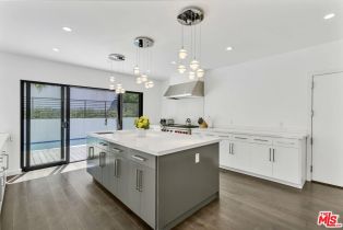 , 2044 Benedict Canyon dr, Beverly Hills, CA 90210 - 11