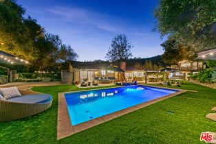 Single Family Residence, 30603   El Sueno Dr, Malibu, CA  Malibu, CA 90265