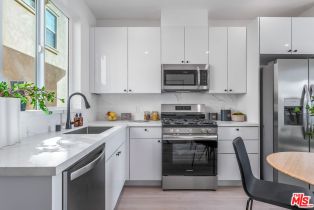 Condominium, 5832 David ave, Culver City, CA 90034 - 12