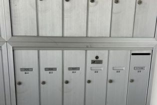 , 930 3rd st, Santa Monica, CA 90403 - 2