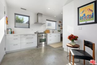 Single Family Residence, 903 Mission st, Santa Barbara, CA 93101 - 10