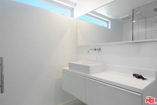 Single Family Residence, 903 Mission st, Santa Barbara, CA 93101 - 38