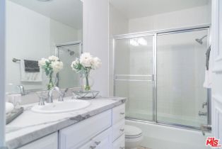 , 723 Palisades Beach rd, Santa Monica, CA 90402 - 9