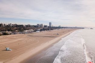 , 723 Palisades Beach rd, Santa Monica, CA 90402 - 17