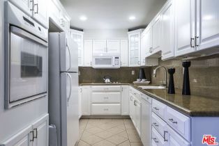 , 723 Palisades Beach rd, Santa Monica, CA 90402 - 5