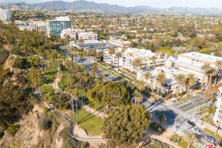 , 723 Palisades Beach rd, Santa Monica, CA 90402 - 15