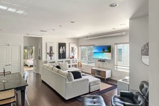 , 4447 Calhoun ave, Sherman Oaks, CA 91423 - 2