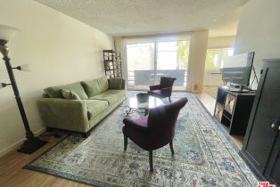 Condominium, 4915 Tyrone ave, Sherman Oaks, CA 91423 - 4