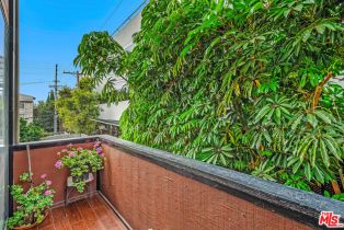 Condominium, 1427 Bentley ave, Wilshire Corridor, CA 90025 - 13