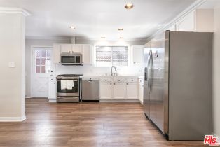 Single Family Residence, 6308 Glide ave, Woodland Hills, CA 91367 - 6