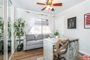 Single Family Residence, 6308 Glide ave, Woodland Hills, CA 91367 - 10