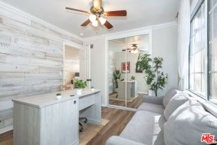 Single Family Residence, 6308 Glide ave, Woodland Hills, CA 91367 - 11