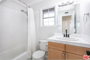 Single Family Residence, 6308 Glide ave, Woodland Hills, CA 91367 - 15