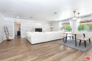 Single Family Residence, 6308 Glide ave, Woodland Hills, CA 91367 - 7