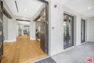 Single Family Residence, 439 S Spalding Dr, Beverly Hills, CA 90212 - 3