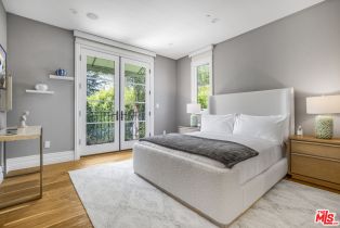 Single Family Residence, 439 S Spalding Dr, Beverly Hills, CA 90212 - 22