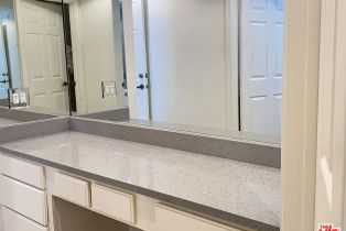 Condominium, 10535 Ashton ave, Wilshire Corridor, CA 90024 - 31