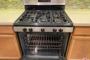 Condominium, 10535 Ashton ave, Wilshire Corridor, CA 90024 - 20