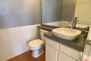 Condominium, 10535 Ashton ave, Wilshire Corridor, CA 90024 - 25