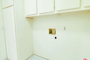 Condominium, 10535 Ashton ave, Wilshire Corridor, CA 90024 - 51